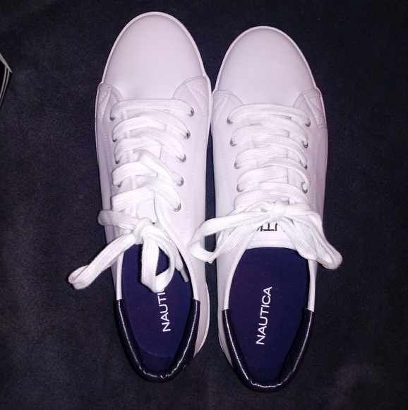 ⭐NWOT⭐NAUTICA WOMANS SHOES - Picture 2 of 6